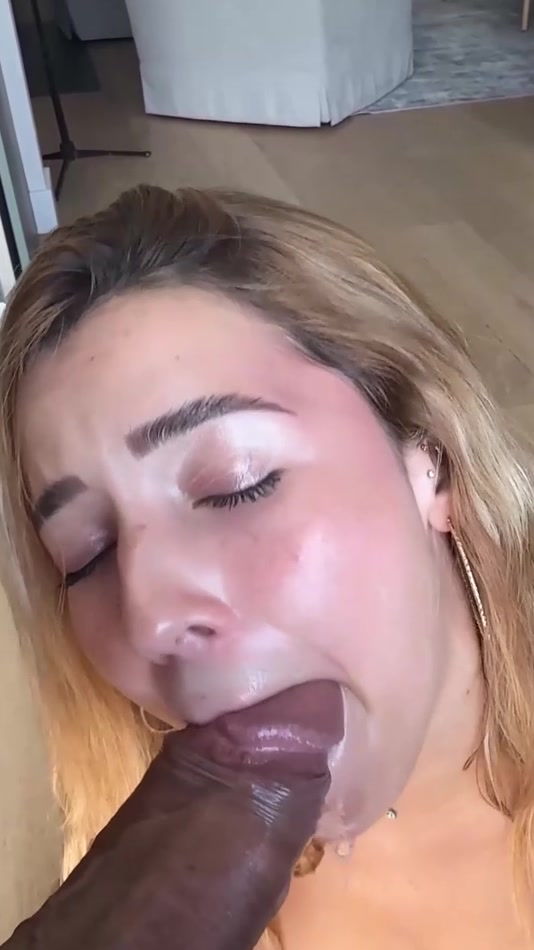 cocolande.fr leak agatha vega