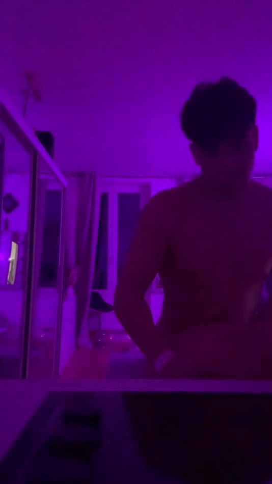 cocolande.fr leak julie bacha Fucked while Cleaning the House
