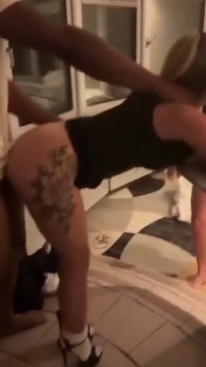 cocolande.fr leak missalicewild fucked in front of her husband