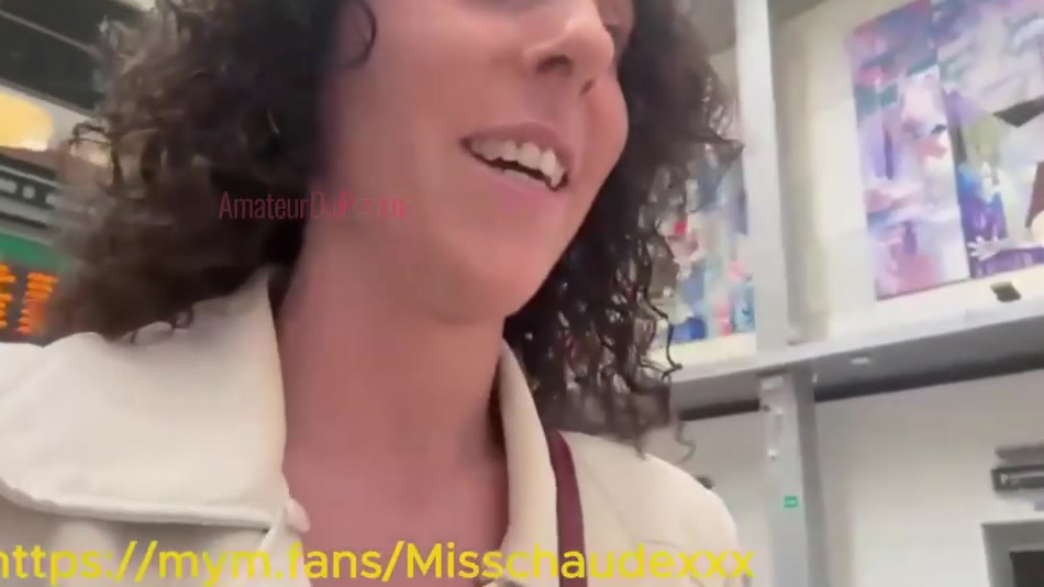 cocolande.fr leak misschaude Misschaudexxx Fucks a Fan